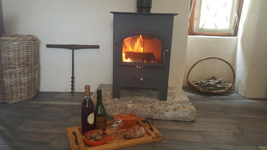 Lpc Dordogne Holidays - Le Petit Coin Lussas-et-Nontronneau Zewnętrze zdjęcie